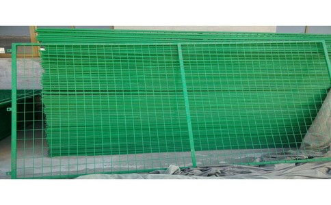 hlw_10.jpg hlw_10.jpg